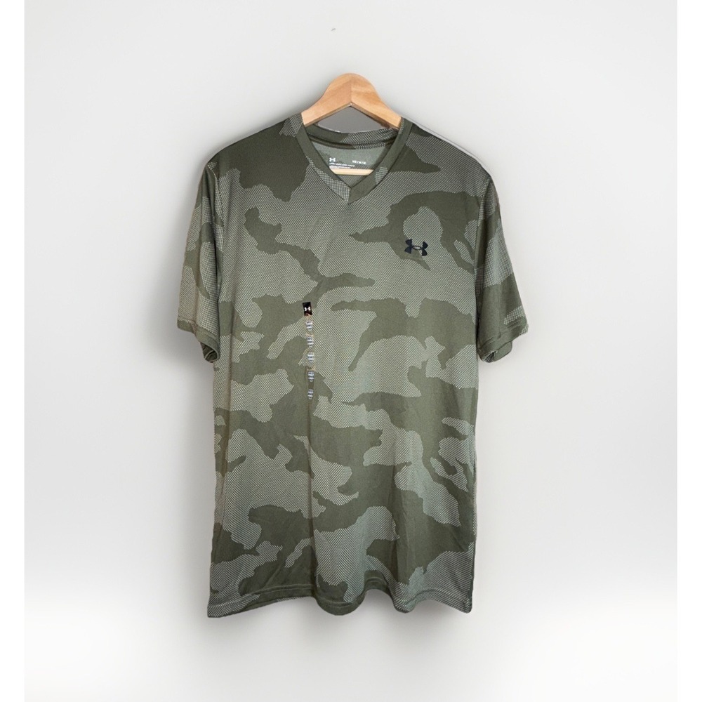 Under Armour Mens Velocity Jacquard Green Camo V-Neck Shirt NWT Size M Loose Fit